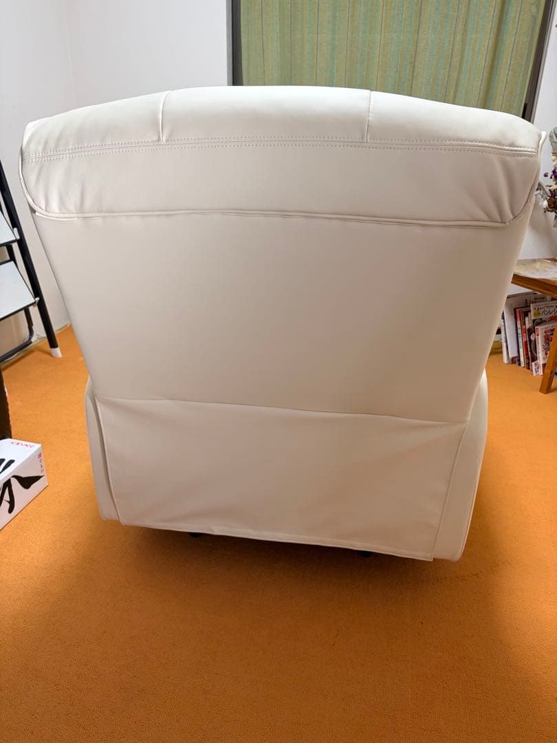 【shop閉店最低価格✶LOWYA】楽々移動付きリクライニングソファ