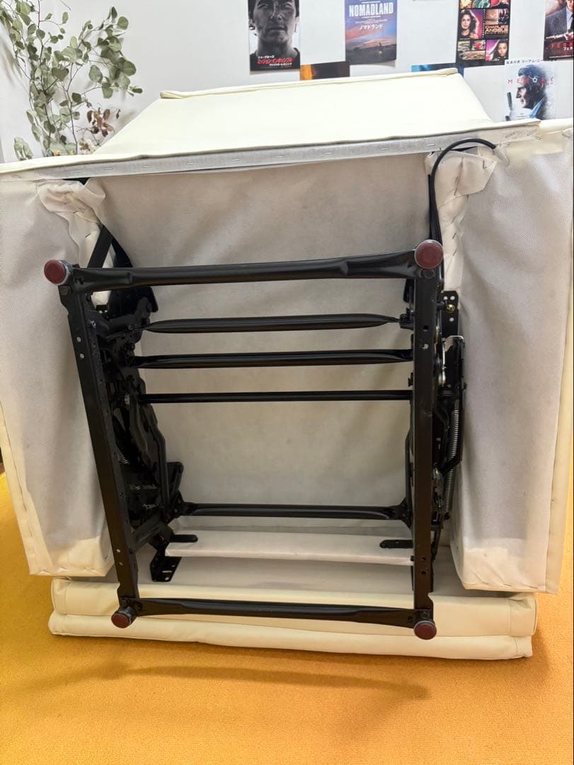 【shop閉店最低価格✶LOWYA】楽々移動付きリクライニングソファ