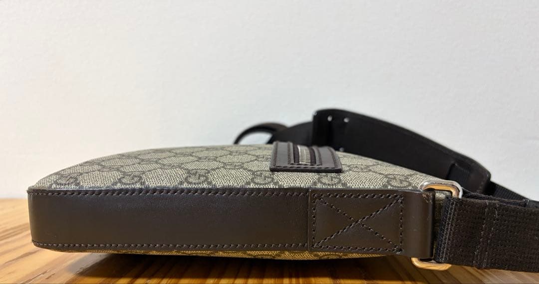 【美品】GUCCI ショルダーバッグ ベージュ/ブラウン