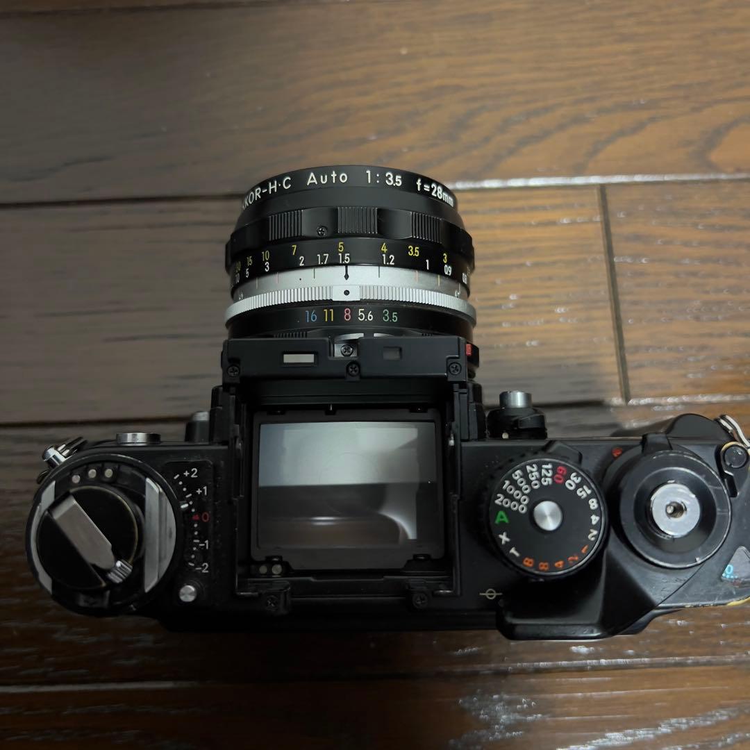 Nikon　F3 + 28mm F3.5 単焦点レンズ