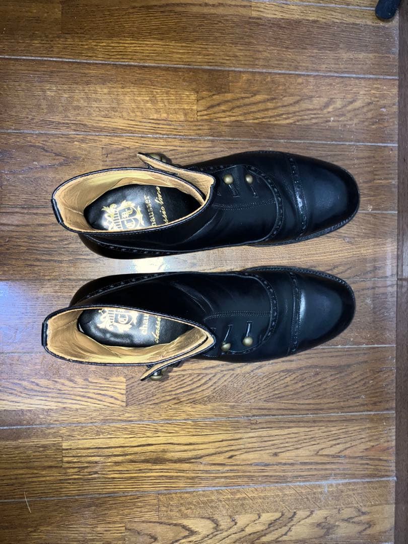 ショセ　chausse ボタンブーツ　C-7039 25.5cm