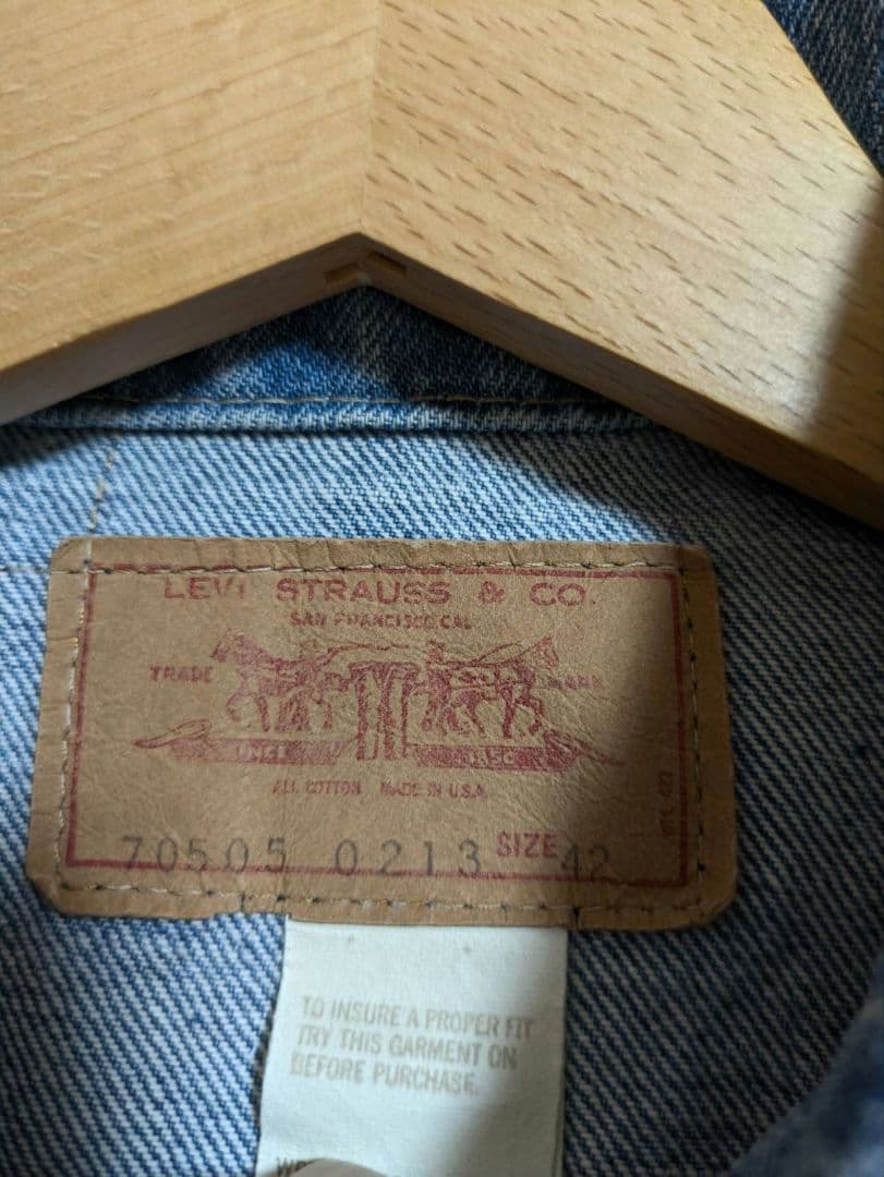 ど*ん様 リーバイス 70505 USA製 42 ケアタグ デニムジャケット