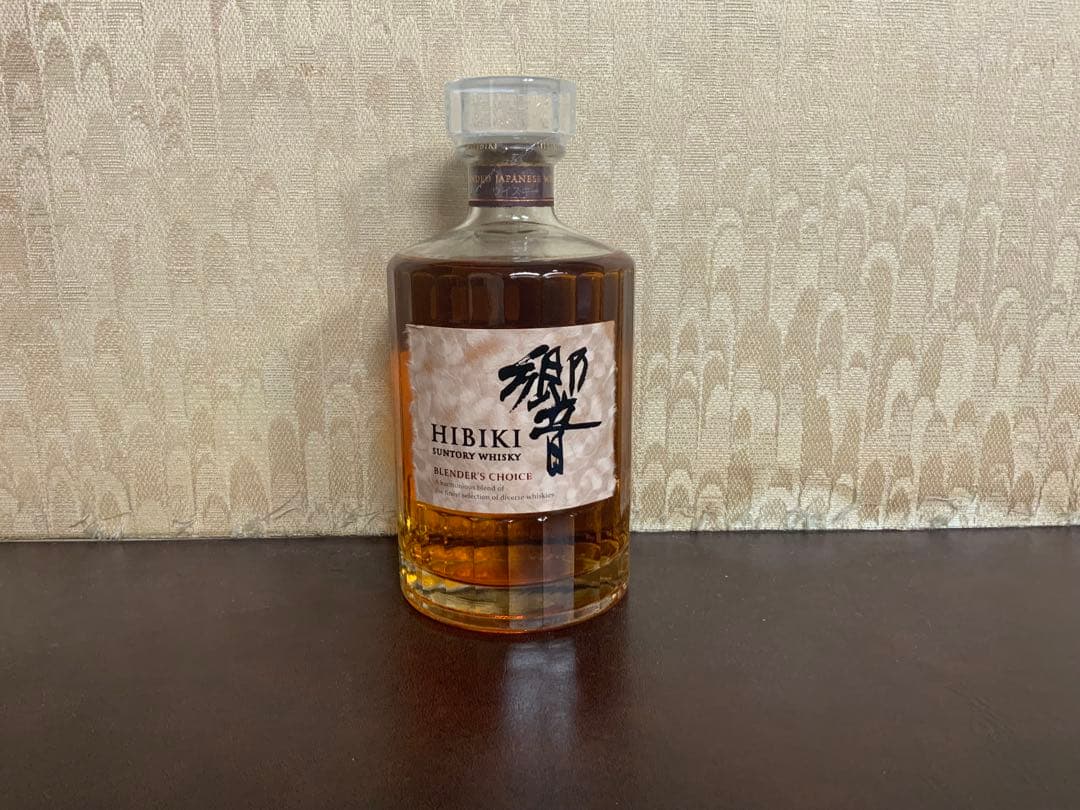 サントリー　響　ブレンダーズチョイス　未開栓　700ml