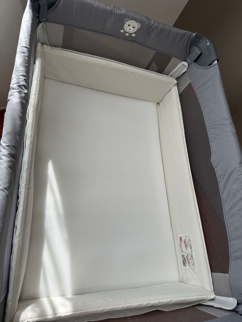 ココネルエアーAB アップリカ　ベビーベッド　グレーベアー　くま