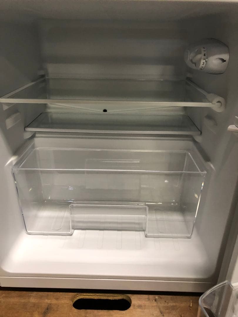 10r38 美品 2024年製 87L 冷蔵庫 TH-87L2-WH 一人暮らし