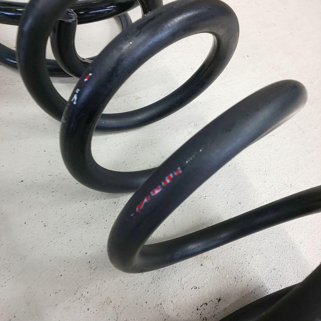 中古RS-R　TI2000ダウンサス　アルファード/ヴェルファイア用T848TW