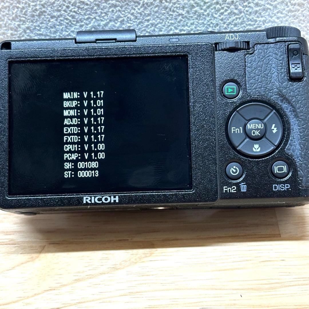 【ショット数極少】RICOH GR DIGITAL IVブラック　付属品全部あり