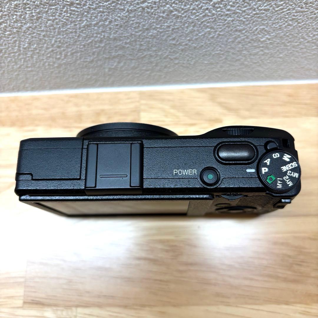 【ショット数極少】RICOH GR DIGITAL IVブラック　付属品全部あり