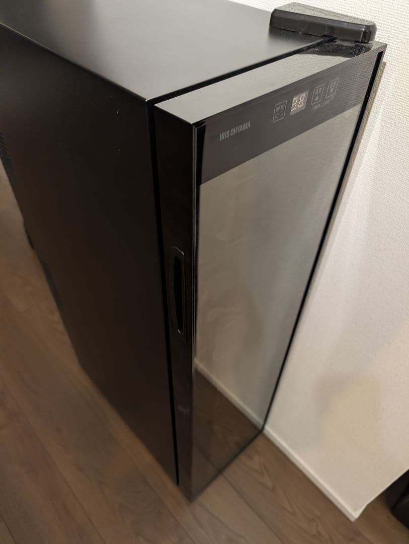 PWC-491 ブラック ワインセラー 197L　送料込み