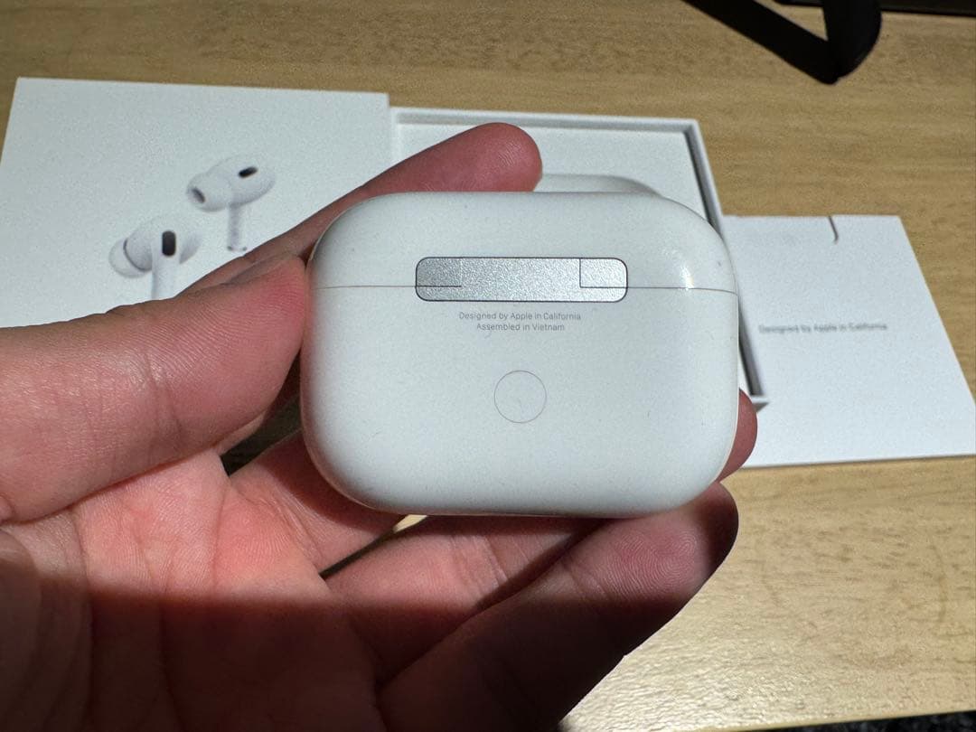 ナマコ様用　Apple AirPods pro2 本体 充電ケース付き