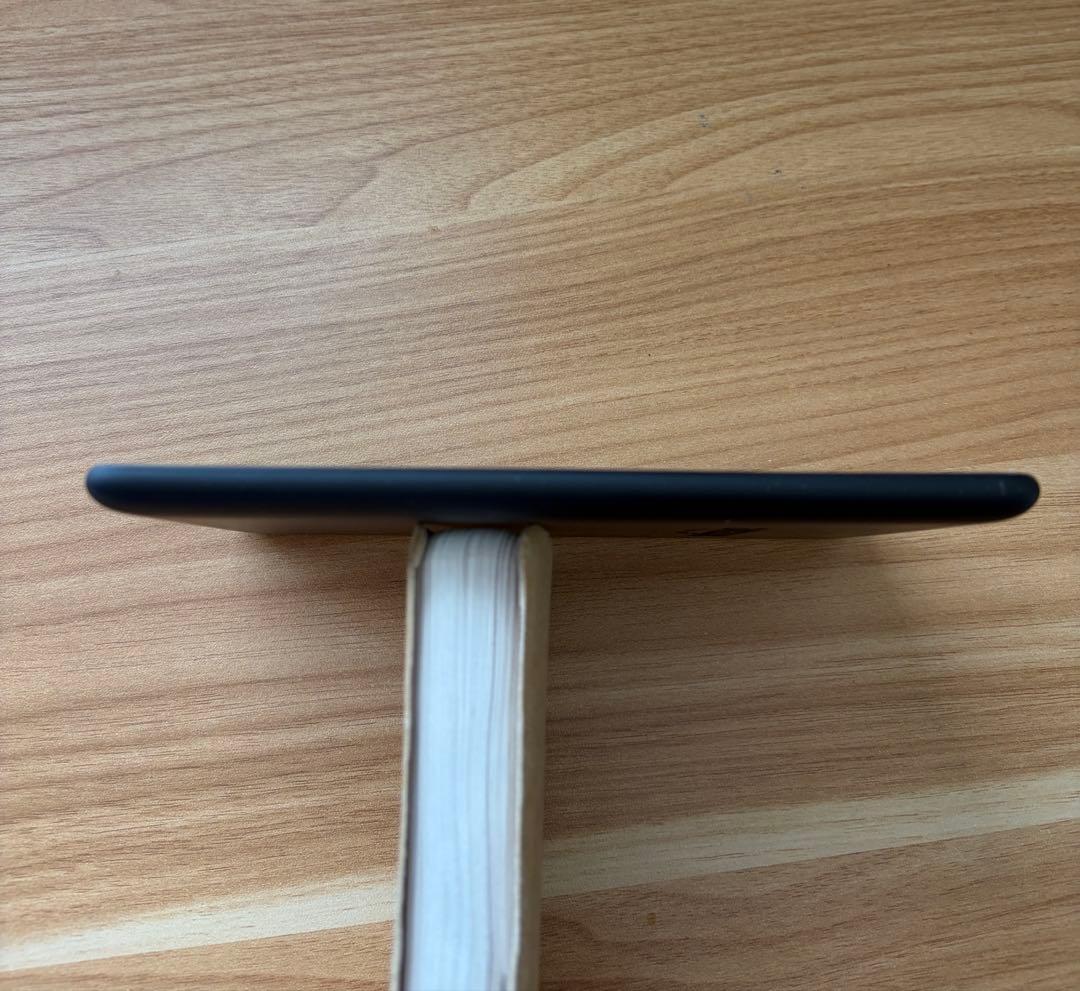 Kindle paperwhite 第10世代 32GB Wi-Fi 充電器付き