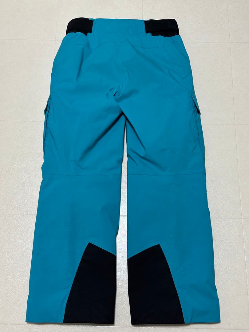 ☆Goldwinゴールドウィン☆ スキーウェア 上下セット 男女兼用 技術選等