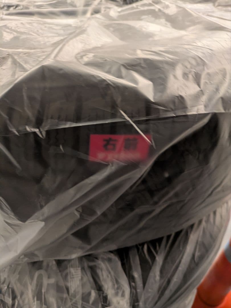 ボルボ XC60用の純正ホイールとスタッドレスタイヤ4本セット