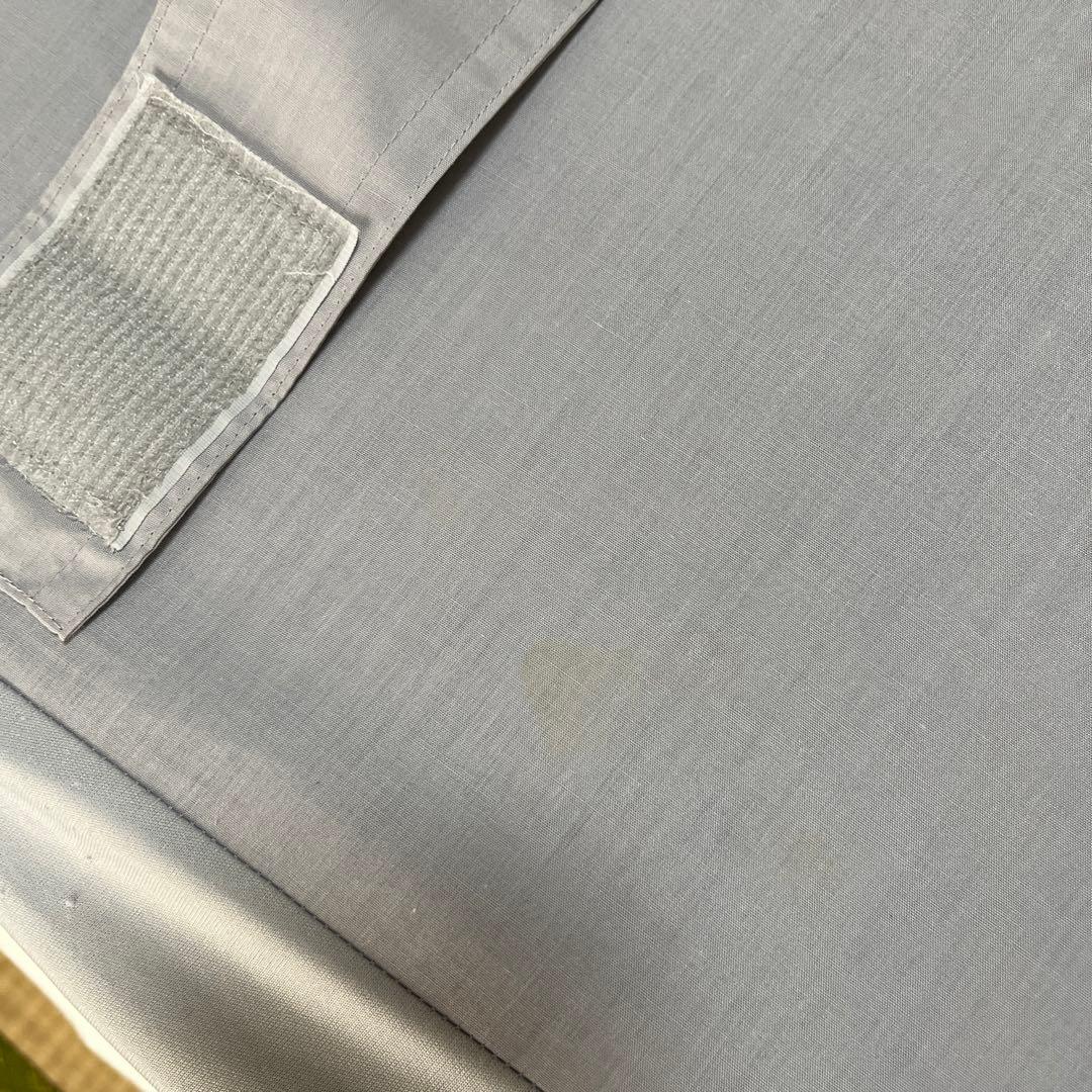 エアーマットレス グレーと青のデザイン　西川