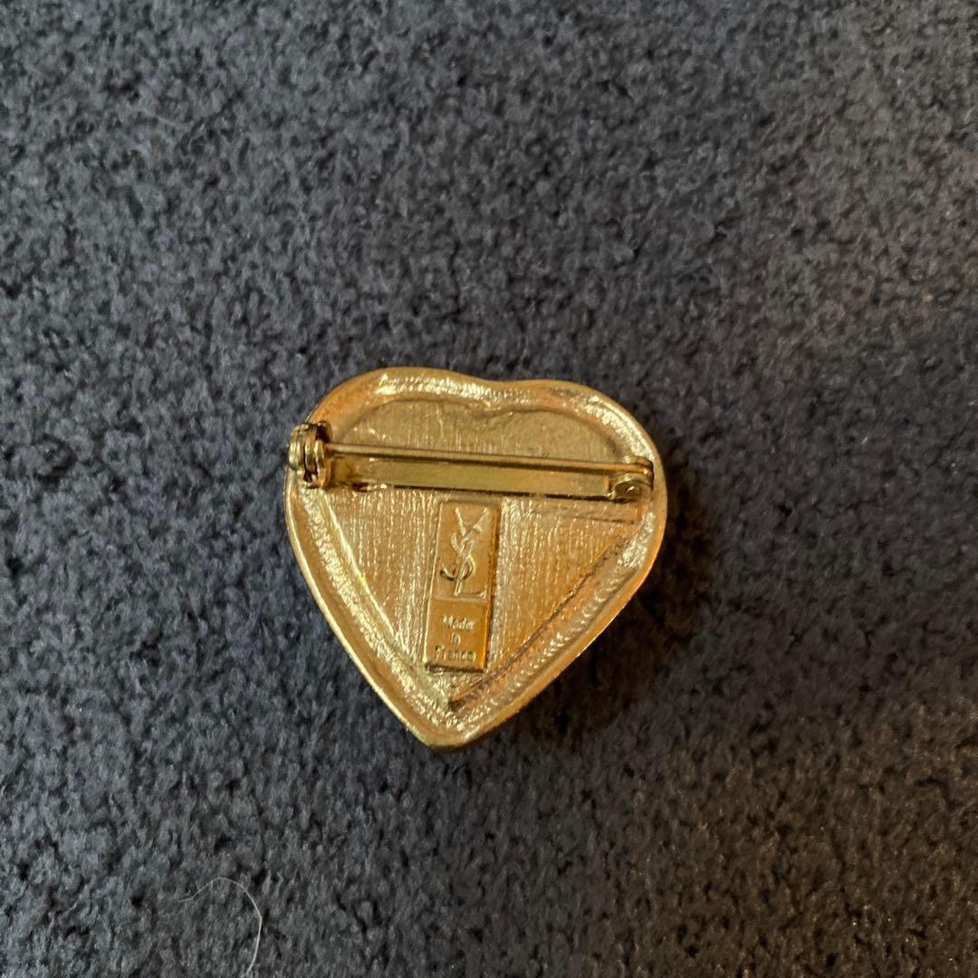 イヴ・サンローラン ハート型ブローチ ヴィンテージ