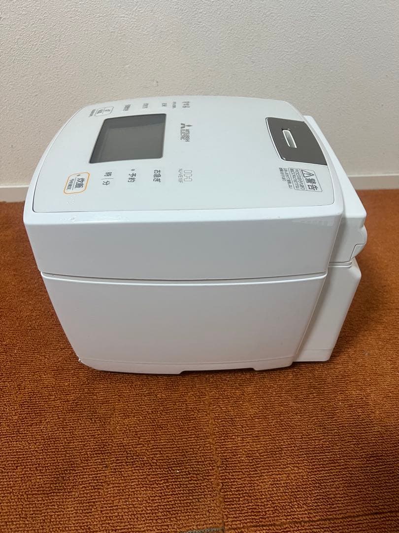 16　美品 三菱 2024年製 IHジャー炊飯器 NJ-VW10F-W
