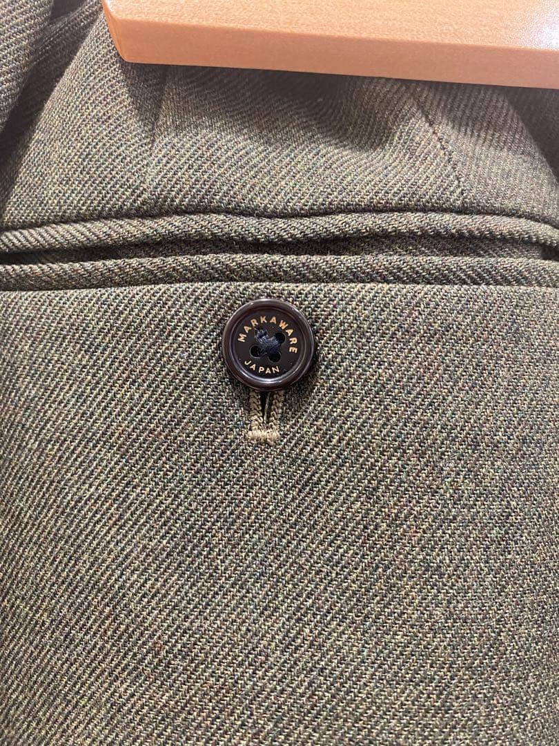 MARKAWARE ウールストレートスラックス　カーキ