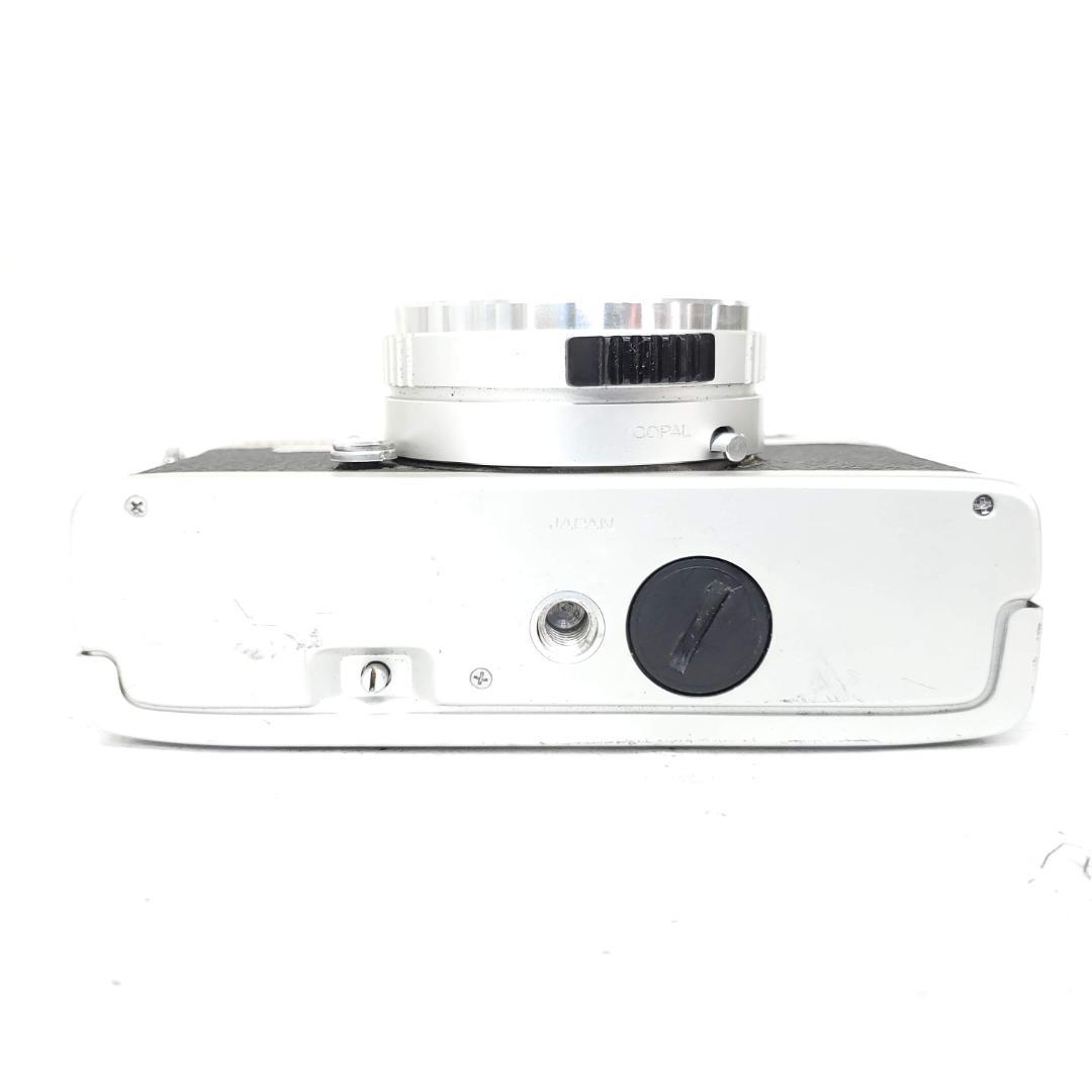 フィルムカメラ KONICA C35 Flashmatic G0129-212-3v p