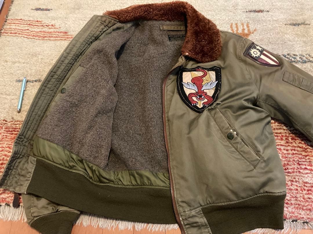 も*ち様 バズリクソンズ b-15フライングタイガー　赤虎　BUZZ RICKS