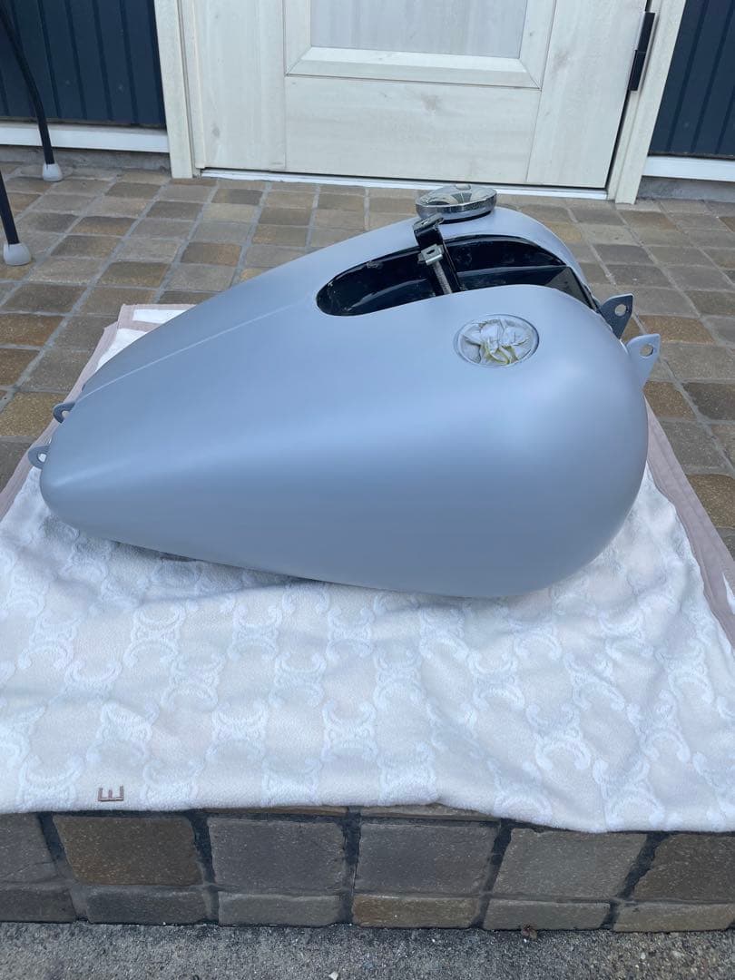 HARLEY-DAVIDSON純正 ダイナ FXDL ガソリンタンク希少品