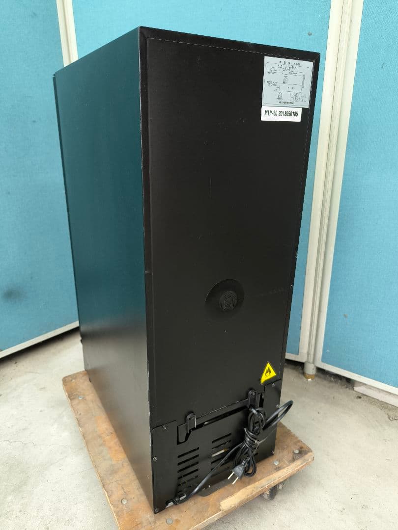 三ツ星貿易 ワインセラー/ワインクーラー 60L 18本収納 　MLY-60