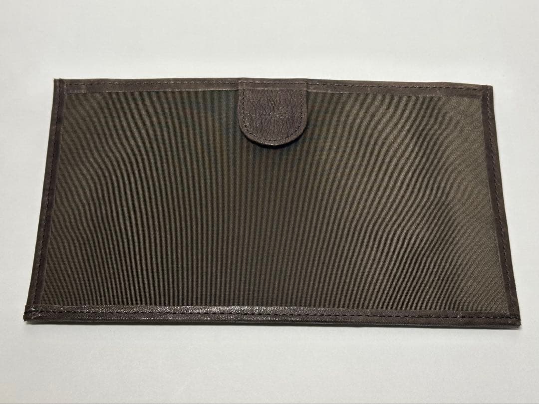 HIROKO HAYASHI ヒロコハヤシ チェーン付長財布isola（イゾラ）