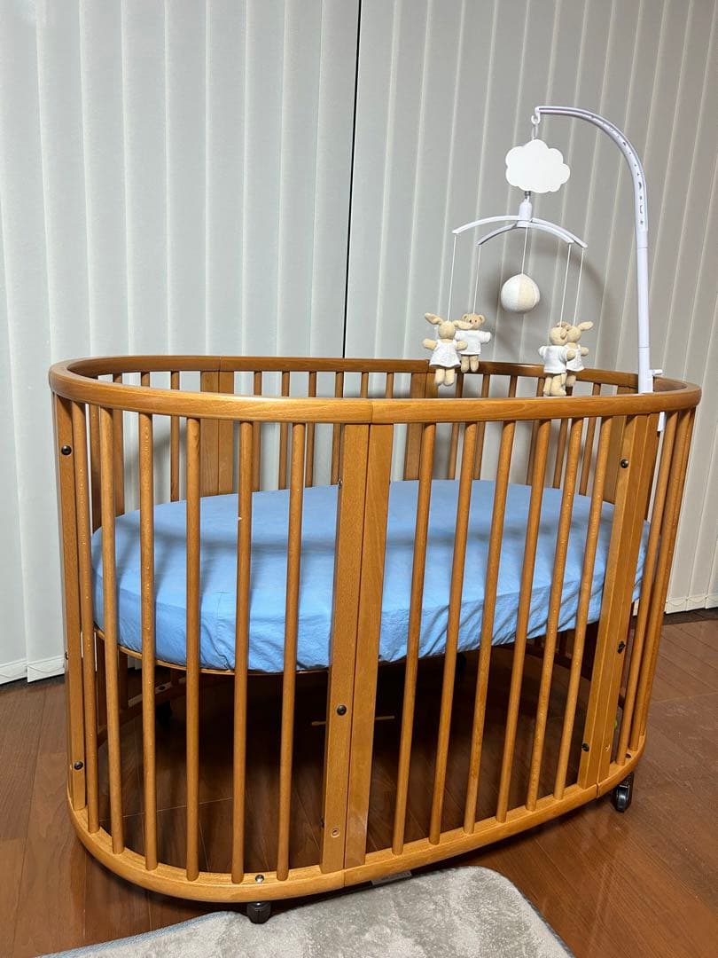 ストッケ　スリーピーベビーベッド　（stokke）