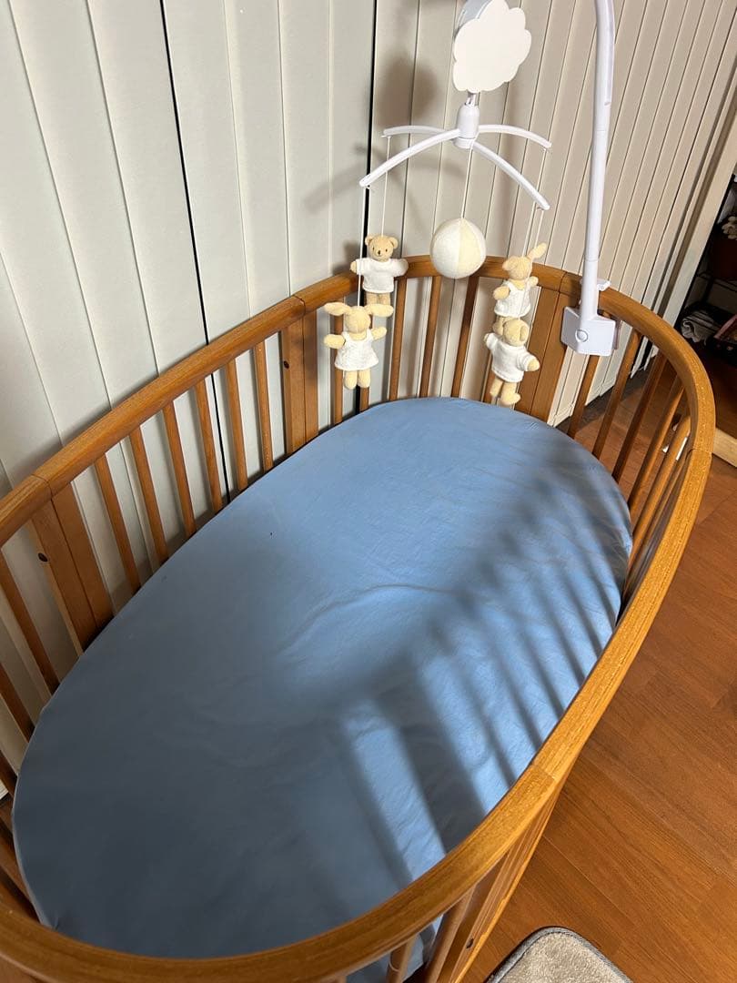 ストッケ　スリーピーベビーベッド　（stokke）