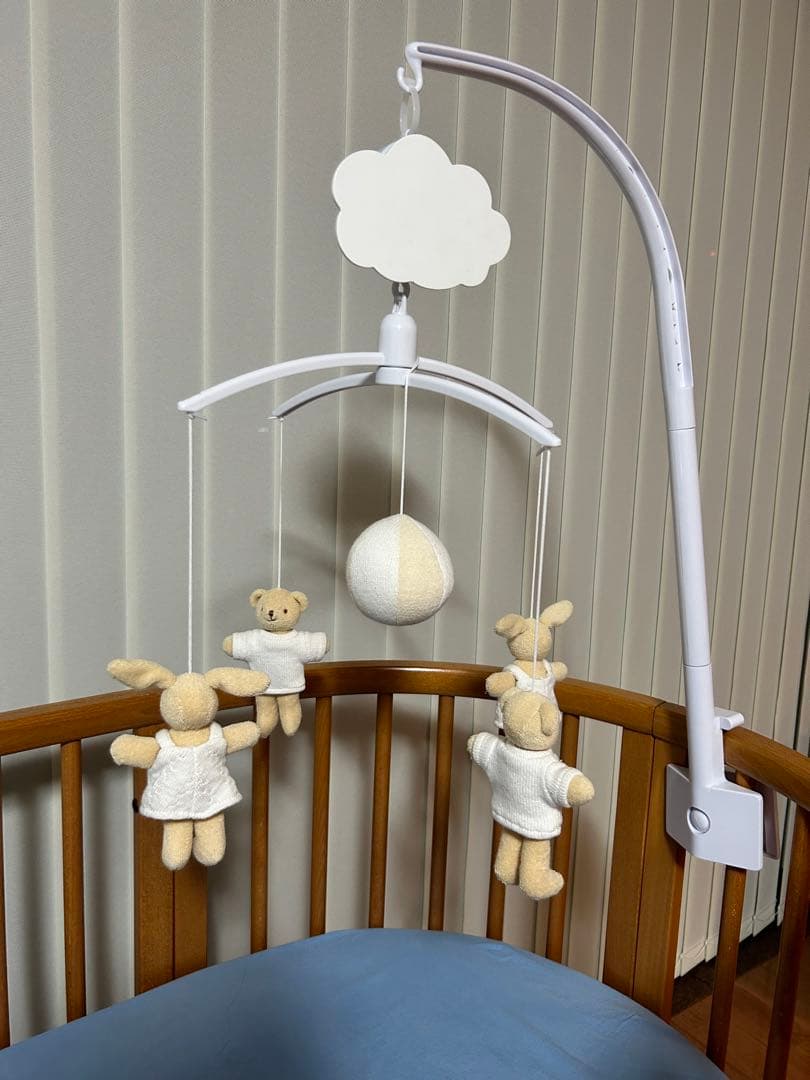 ストッケ　スリーピーベビーベッド　（stokke）