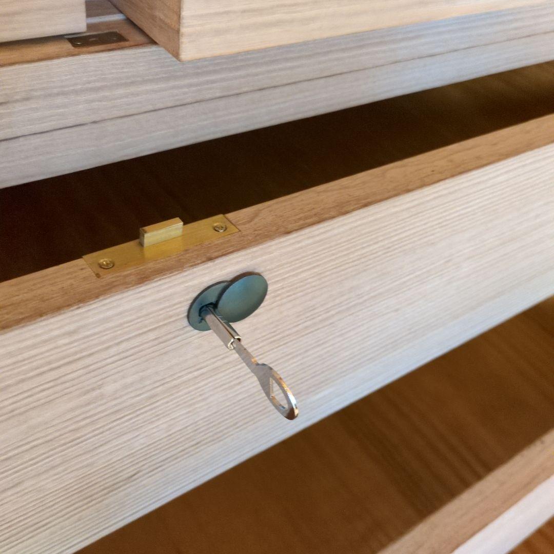 伝統工芸士　一級技能士　長谷川進之介作　 最高級工芸品 桐箪笥　着物