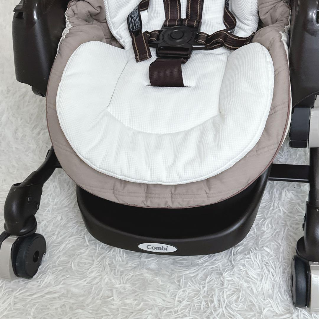 ✨美品✨ Combi コンビ ネムリラAT 新生児 自動 ハイローチェア