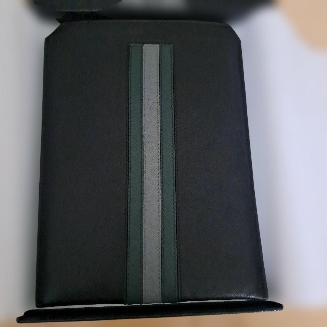 prada iPad miniケース