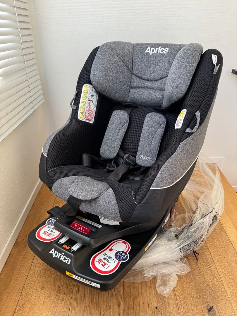 美品！クルリラプラス チャイルドシート 回転式　ISOFIX