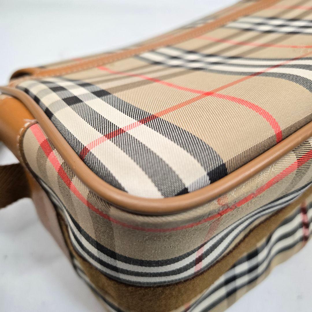 極美品 BURBERRY メッセンジャーバッグ ノバチェック シャドーホース