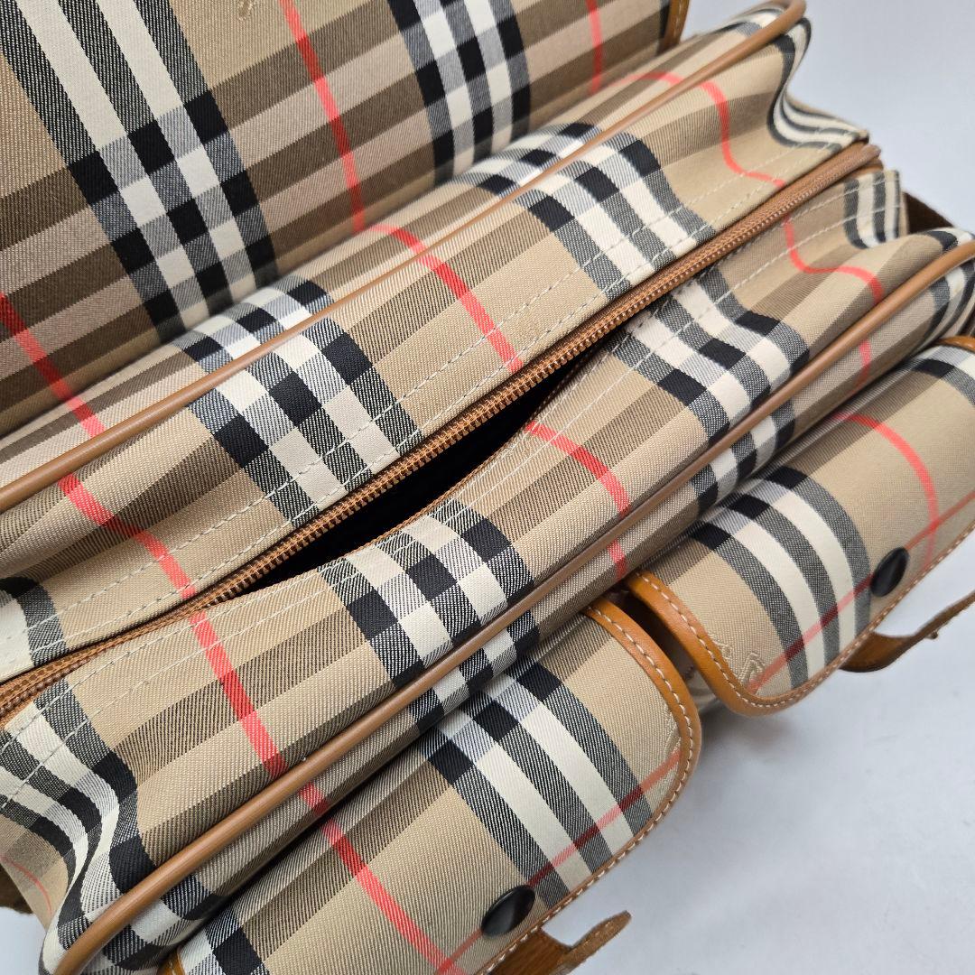 極美品 BURBERRY メッセンジャーバッグ ノバチェック シャドーホース