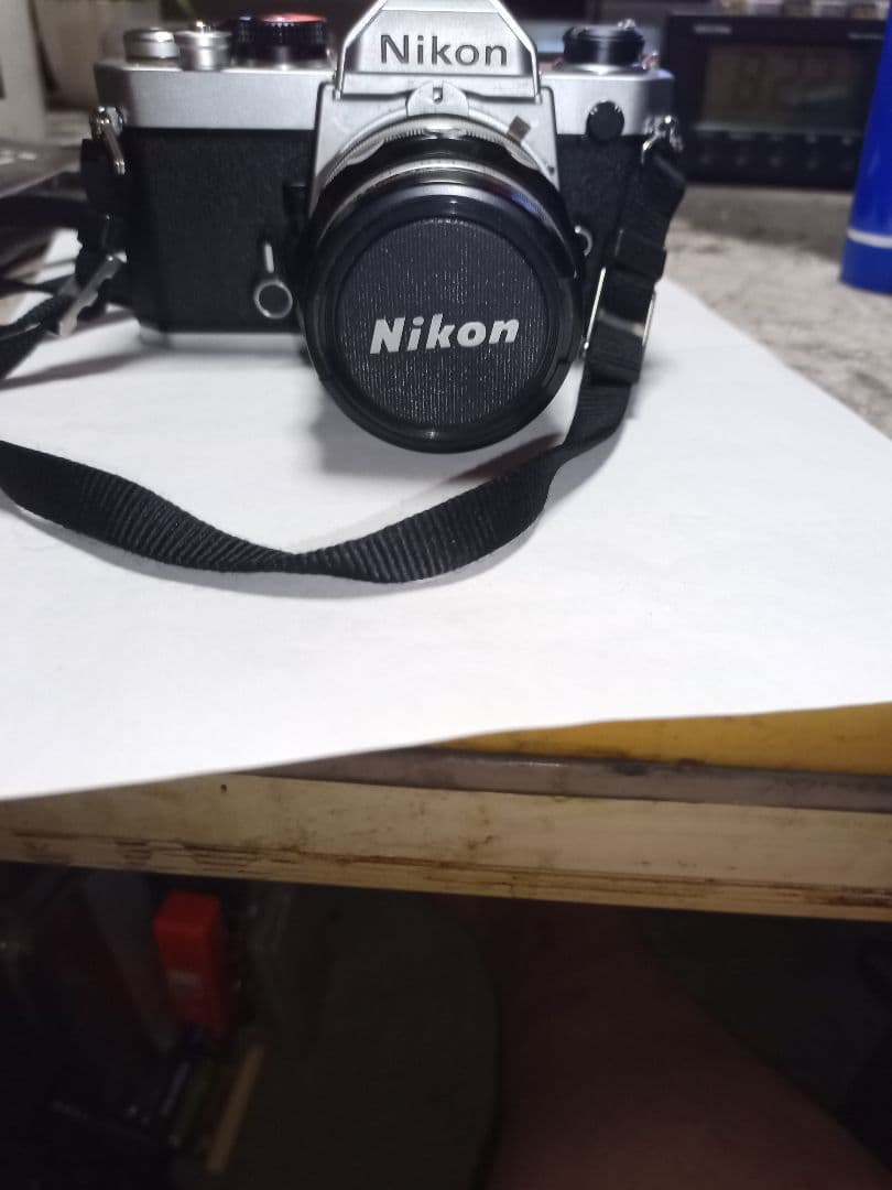 Nikon Nikkor 35mm f/2 .8フィルムカメラ最終値下げです。