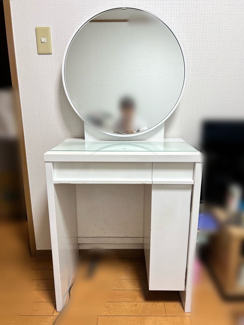 8/31まで出品✳️ニトリ✳️NITORIホワイトドレッサー・円形ミラー付き　鏡台①