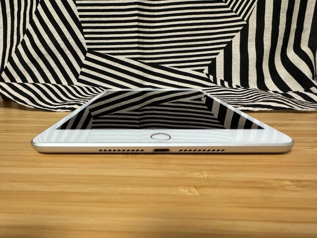 iPad mini 第5世代 64GB Wi-Fi シルバー
