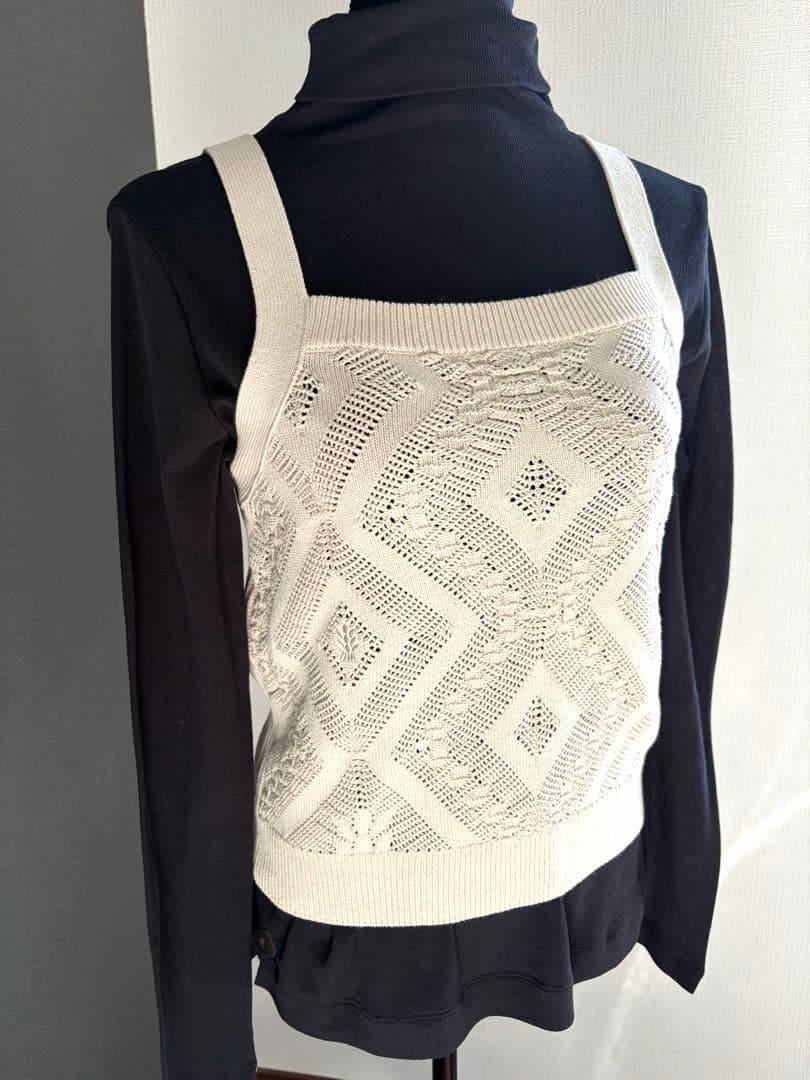 新品未使用　モラビトブラン　ニットキャミソール　38 ホワイトベージュ