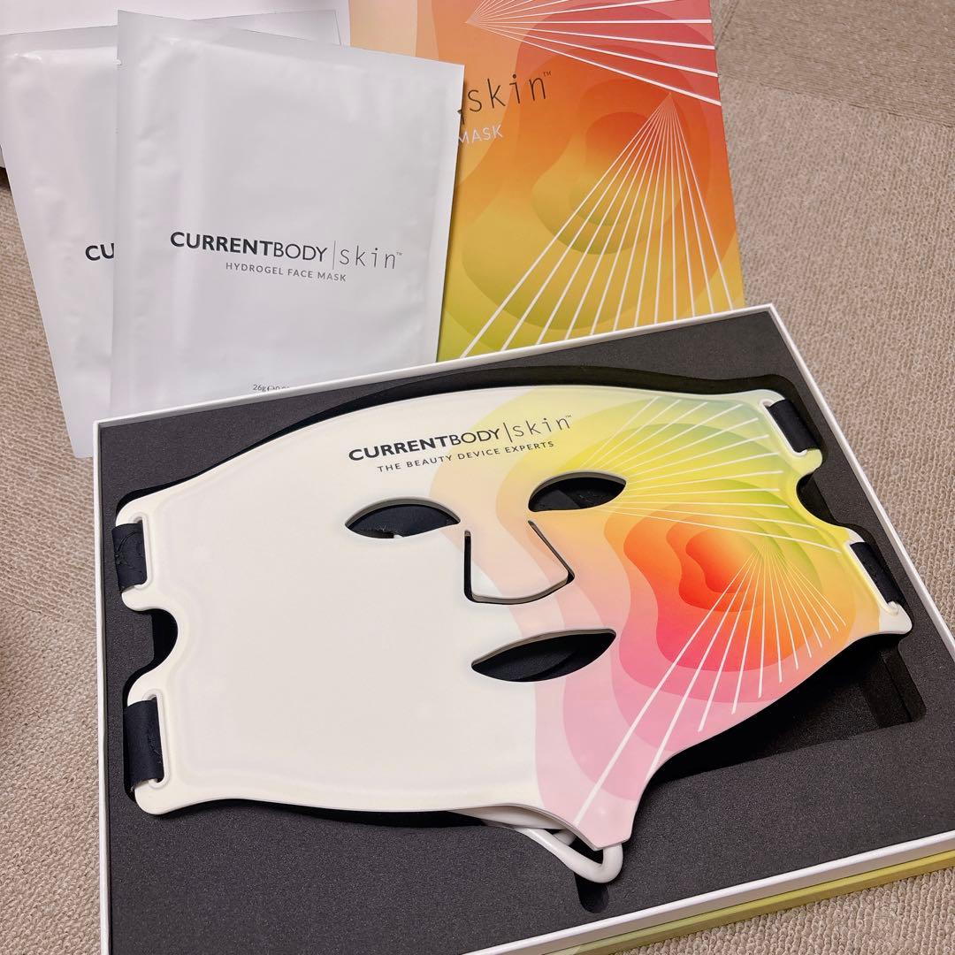 CURRENTBODY 4-in-1 LEDフェイスマスク