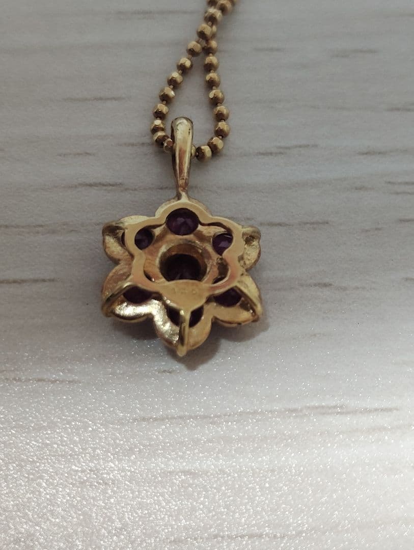 金のネックレス18金