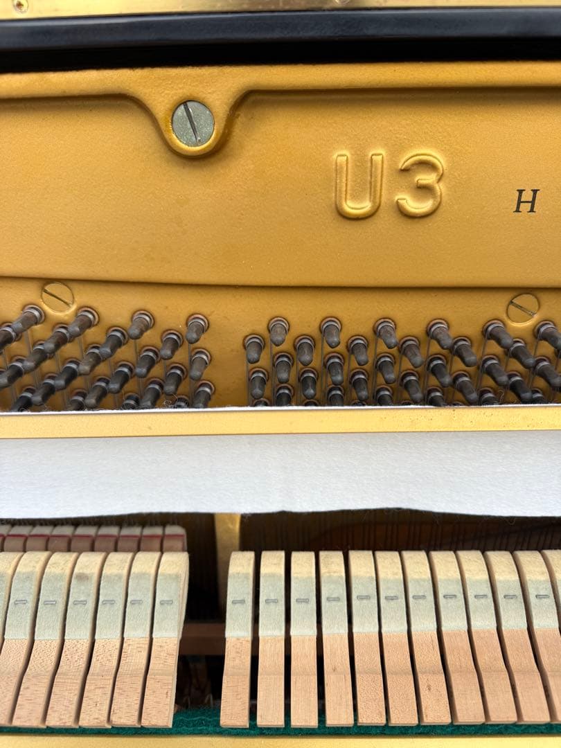 ヤマハ　YAMAHA アップライトピアノ　U3