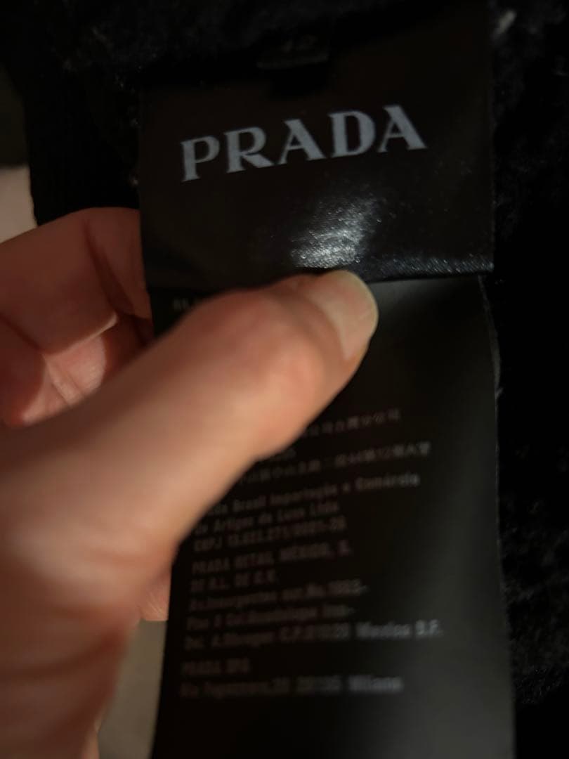 美品　PRADA ボンバージャケット　ファー襟付き（フクロギツネ）