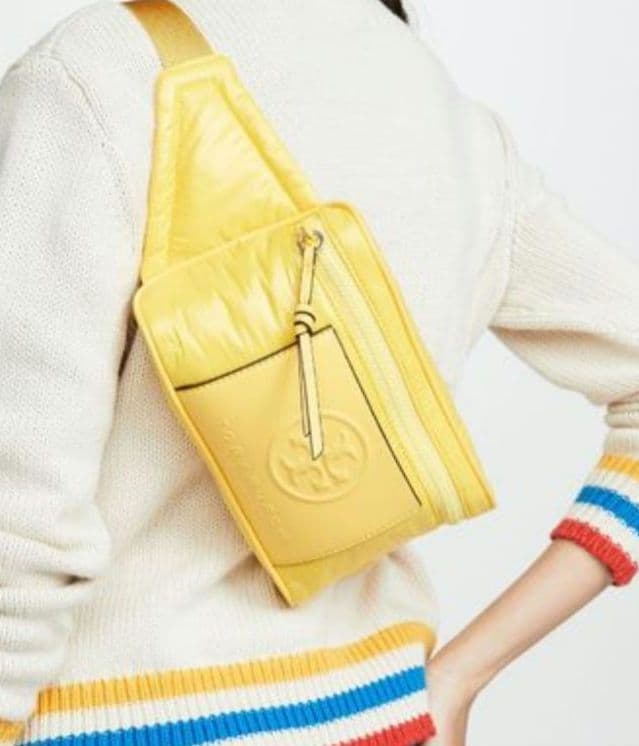 Tory Burch ブラック ボディーバッグ