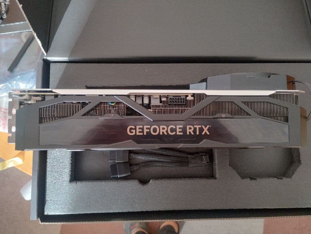 GALAKURO GEFORCE RTX 4080 SUPER 本体 中古