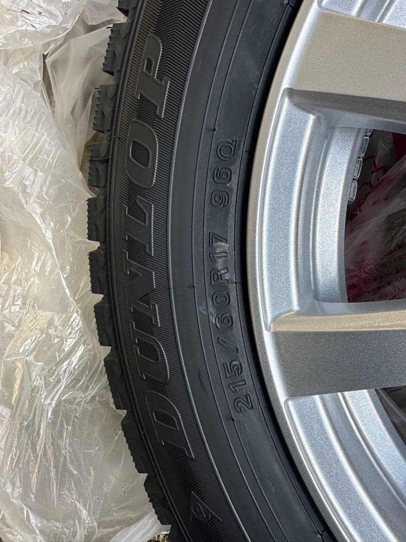 DUNLOP WINTER MAXX215/60R1タイヤアルミセット17インチ