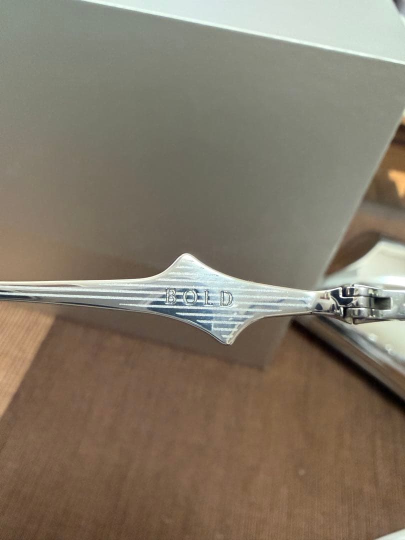 小物 GENTLE MONSTER Saga 02(V)