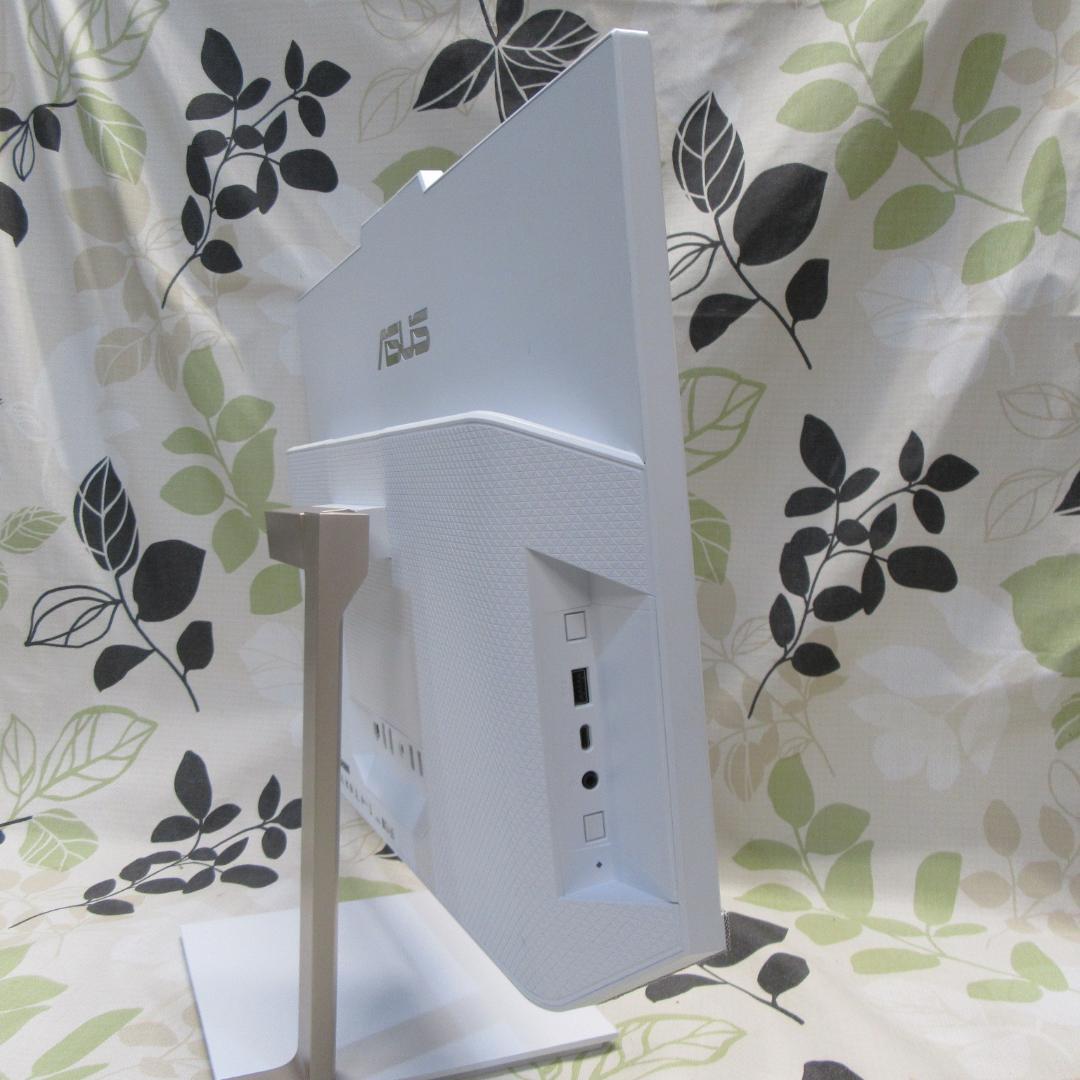 美品！Win11高年式10世代Corei3/新品SSD/メ16G/カメラ/無線