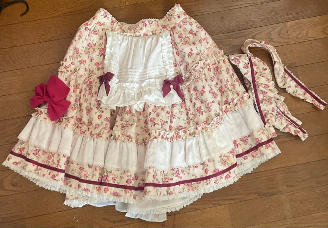 ゴスロリ・ロリータ 花柄