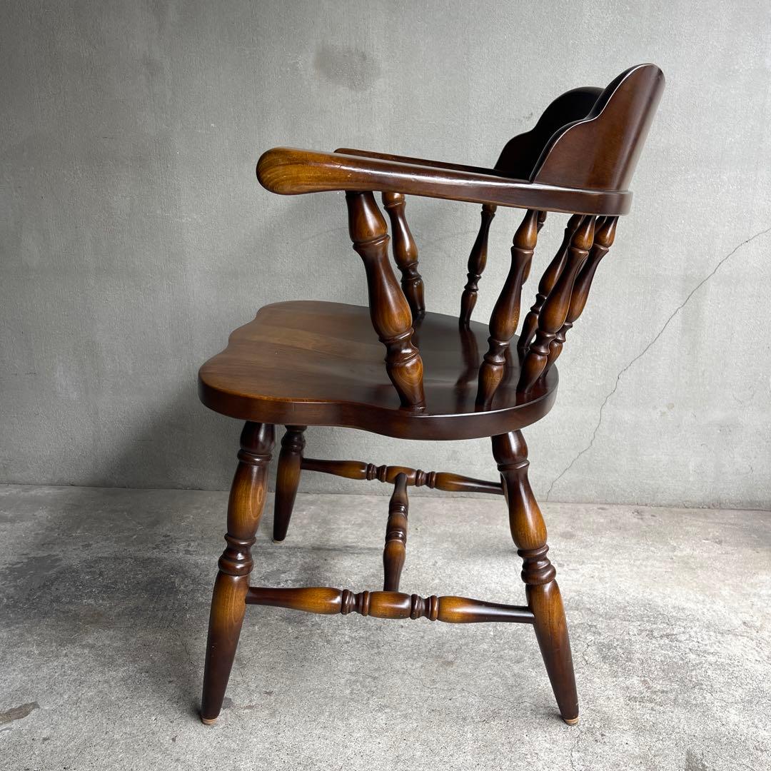 飛騨産業　キツツキマーク　ウィンザーアームチェア　キャプテンチェア